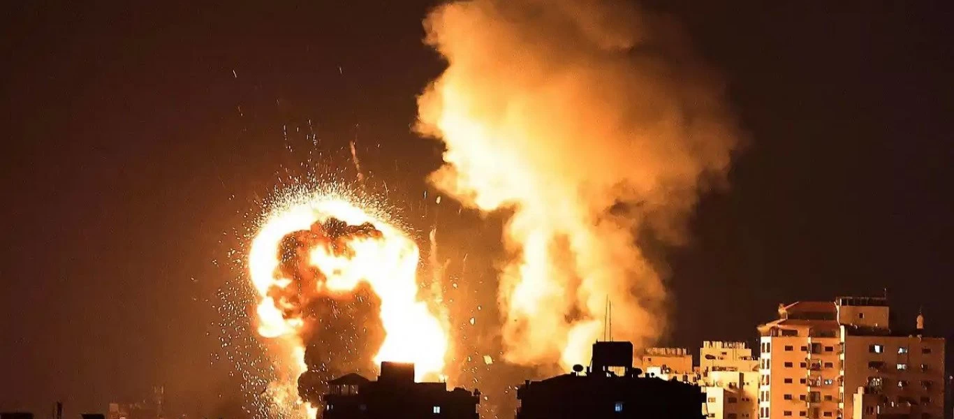 Ανάφλεξη στη Λωρίδα της Γάζας: Η ισραηλινή Αεροπορία βομβάρδισε θέσεις της Χαμάς - Πρώτη επίθεση επί Ν.Μπενέτ